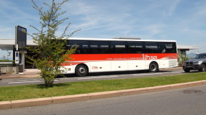 Le Conseil Général a la responsabilité d'organiser, dans le département, les transports routiers de voyageurs et les circuits spéciaux de transports scolaires, à l'extérieur des périmètres urbains (Loi d'orientation sur les transports intérieurs de 1982 et de décentralisation de 1983)