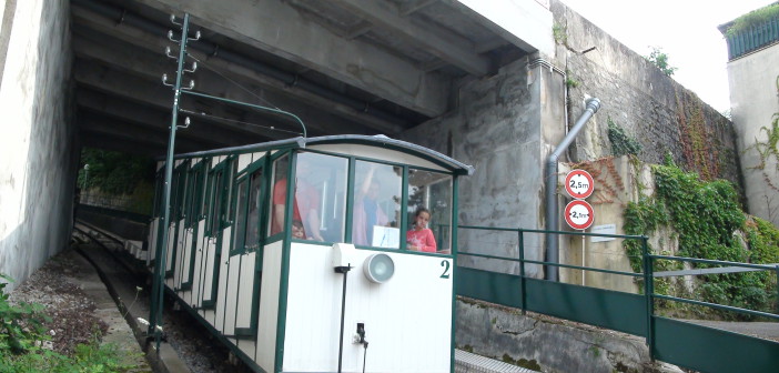 Funiculaire arrivée station buvette Cachat