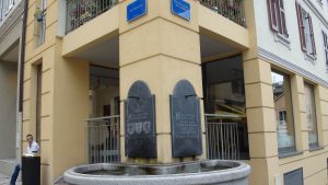 plaque et fontaine commémoratives Amédée V